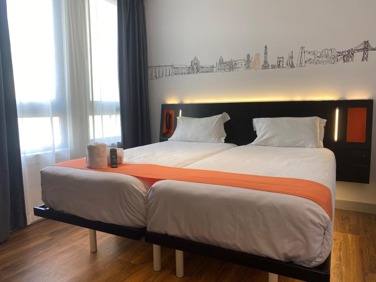 Easyhotel Lisbon Exterior photo