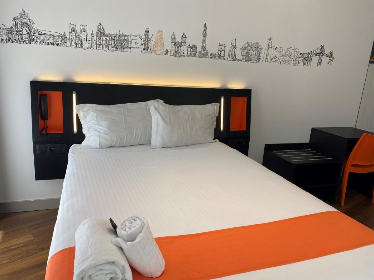 Easyhotel Lisbon Exterior photo