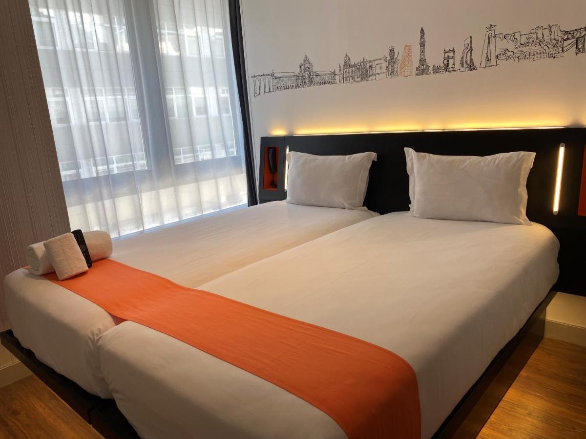 Easyhotel Lisbon Exterior photo