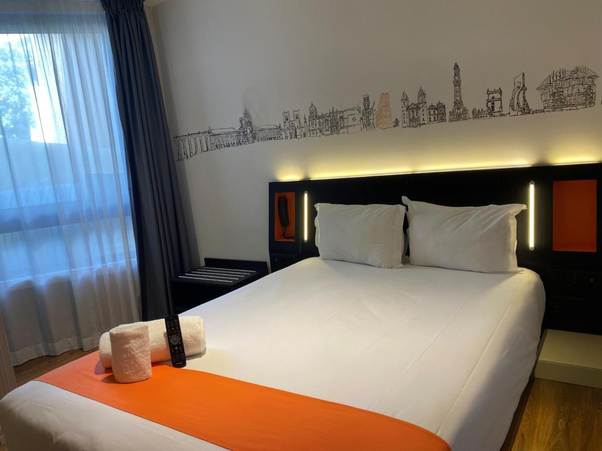Easyhotel Lisbon Exterior photo
