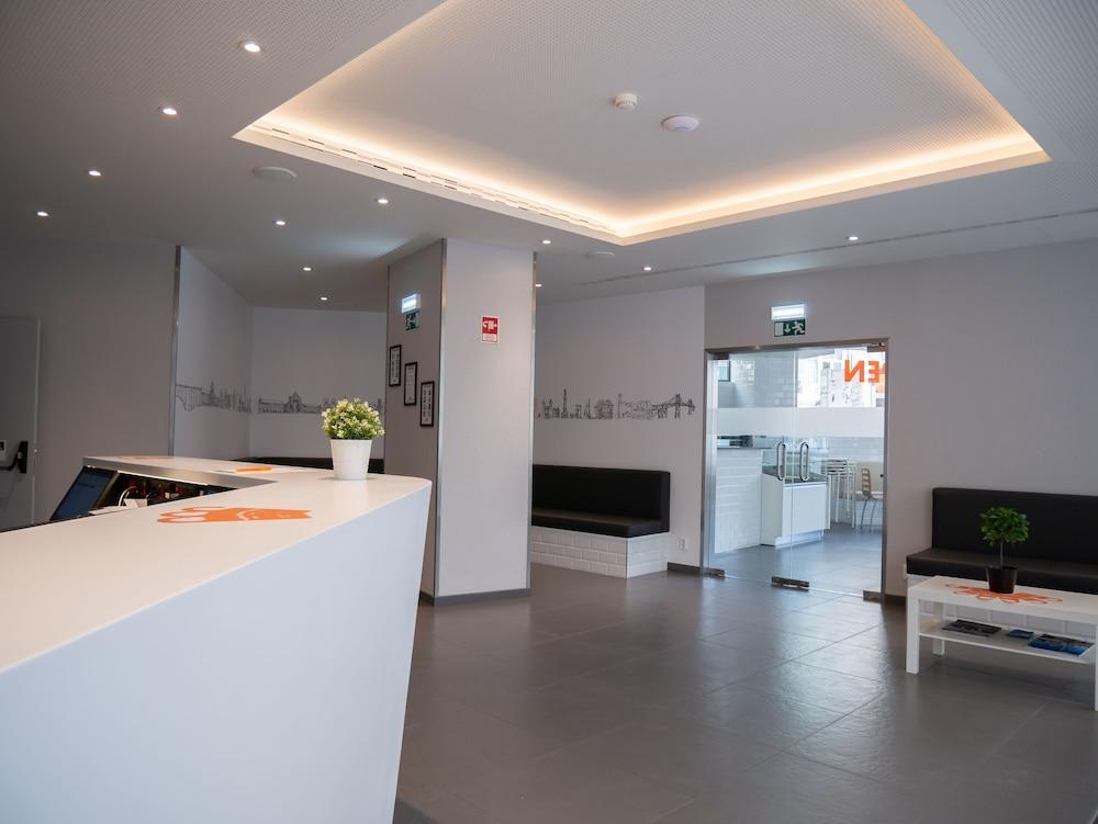 Easyhotel Lisbon Exterior photo