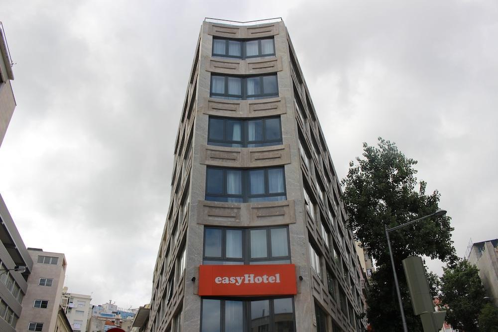 Easyhotel Lisbon Exterior photo